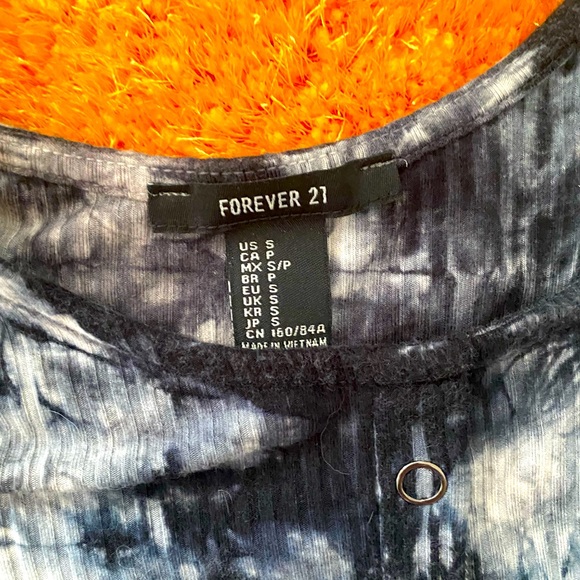 Small Tye Dye Print Body Con Dress - Picture 5 of 5